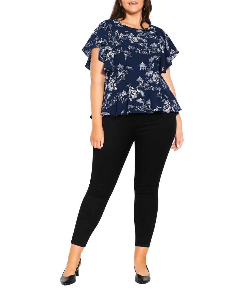 Front of a model wearing a size XS Arabella Zen Flow Top in Navy / White by City Chic. | dia_product_style_image_id:233585